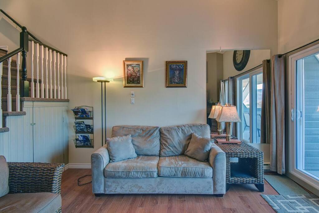 Charming Tremblant 1 Bedroom With Pool And Hot Tub Mont-Tremblant Exterior photo
