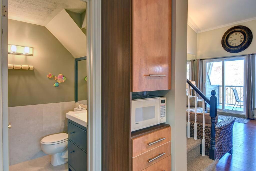 Charming Tremblant 1 Bedroom With Pool And Hot Tub Mont-Tremblant Exterior photo